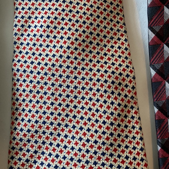 Assorted ties group of 4 - Picture 3 of 8